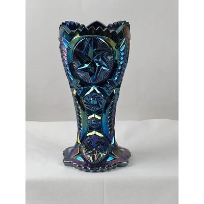 L.E.Smith Nortec Ohio Star Black Amethyst Carnival Glass 9" Vase - Image 1 of 4
