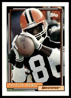 1992 Topps Patrick Rowe Rookie Cleveland Browns #688 - Image 1 of 2