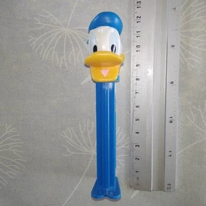 PEZ distributeur - DISNEY - 4.966.305 - DONALD - made in HUNGARY - Picture 1 of 2
