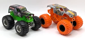 1/64 Scale Monster Truck Lot - 1 Monster Jam Max-D and 1 Hot Wheels Grave Digger - Picture 1 of 11