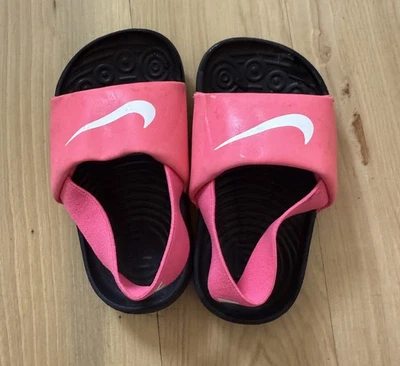 Sandalias Nike Kawa bebé/niño pequeño 6C rosa/negro/blanco  Foto 1 de 4