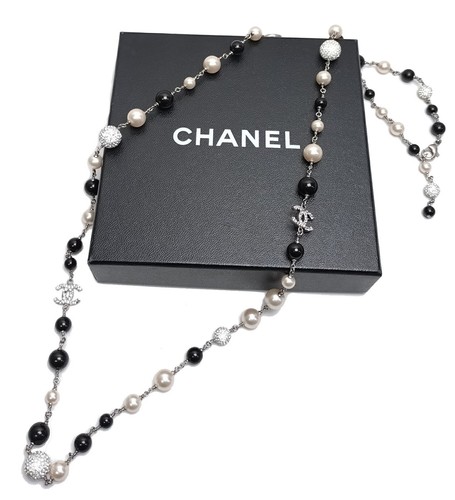 Collana lunga CHANEL Coco Mark sfera specchio accessori logo cc strass B11P