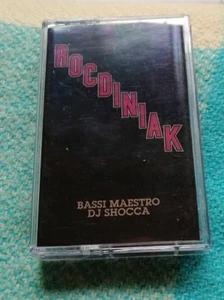 Bassi Maestro & DJ Shocca Rocdiniak MUSICASSETTA MC K7 - Imagen 1 de 1