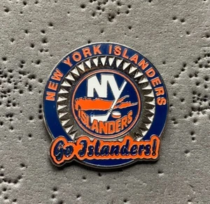 New York Islanders Go Islanders ! NHL Hockey Pin - Imagen 1 de 2