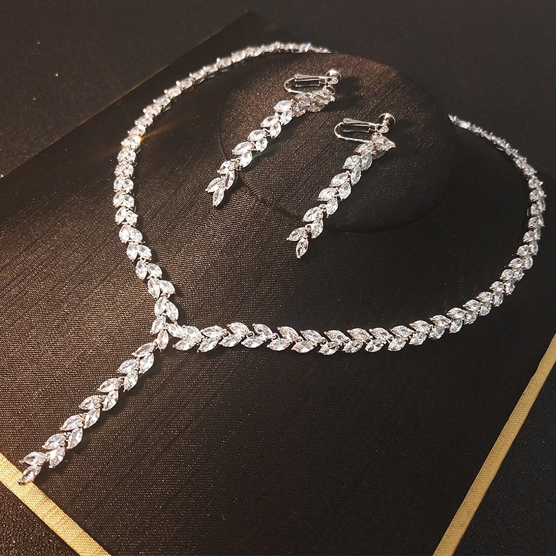 Chaoyite Elegant Silver Crystal Wedding Jewelry Set - V-Shape Necklace, Earrings & Bracelet For Bride - View #2