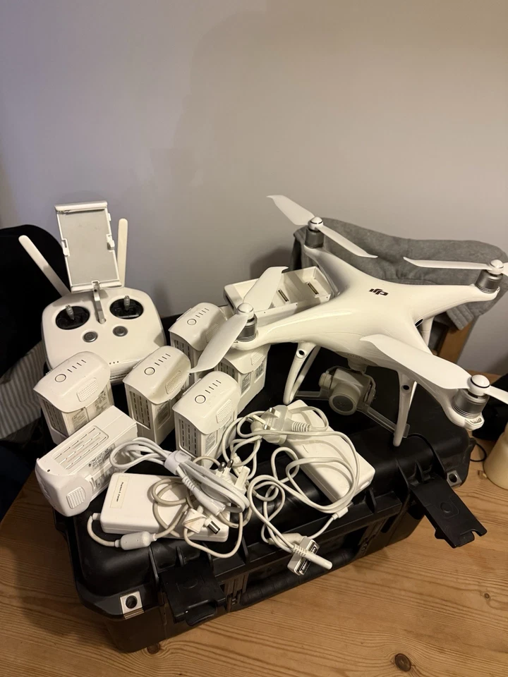 DJI Phantom 4 Pro V2 + Case & Extras - Image 1 of 4