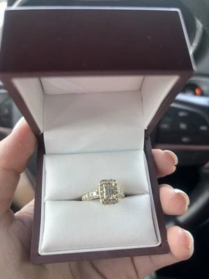 Beautiful 1 ct Diamond Engagement Ring – 14K Yellow Gold (Kay Jewelers) - Image 1 of 2