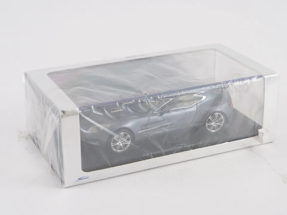 Spark Aston Martin One 77 - Immagine 1 di 4