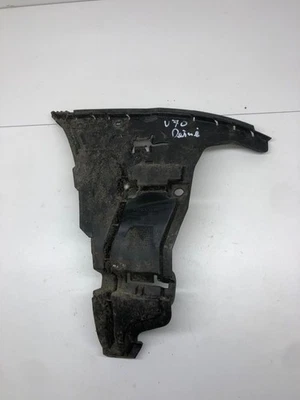 Volvo V70 2006 Right  Front bumper mounting bracket 08693182 DRA78596 - Image 1 of 3