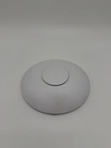 Ubiquiti Networks UAP-AC-PRO 1300Mbps Wireless Access Point - Picture 1 of 4