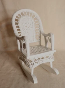 1991 Hallmark Galleries Victorian Wicker 11" Rocking Chair Limited Edition - Picture 1 of 6