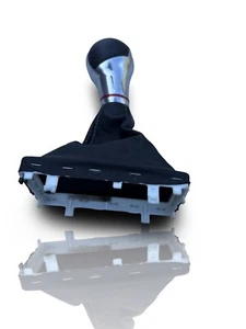 AUDI A3 S3 Sportback 8V Gear Shifting Knob RHD 8V2713139N 2.0 Petrol 29312259 - Picture 1 of 9