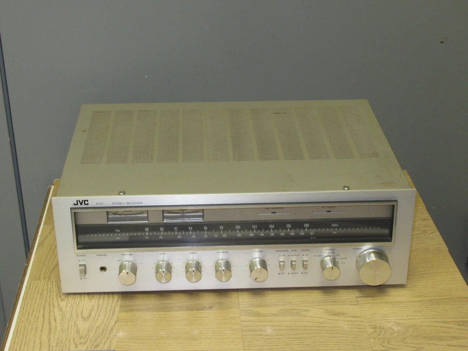 JVC R-S7 Vintage Stereo Receiver Amplifier Tuner AS IS - Image 1 of 4