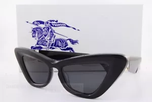 Nuovissimi occhiali da sole Burberry BE 4421U 4112/87 nero/grigio scuro per donna - Foto 1 di 7