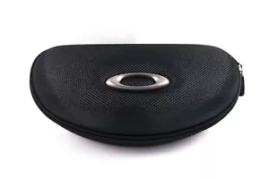 Authentic Oakley Flak Beta Soft Vault Sunglass Case Black Hard New - Picture 1 of 2