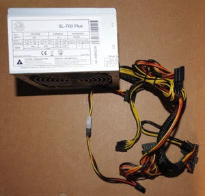 Inter-Tech SL-700 Plus 700 Watt Netzteil - Photo 1/2
