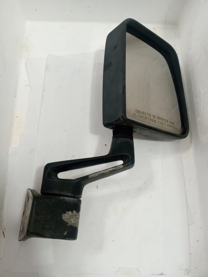 ESPEJO RETROVISOR LATERAL PASAJERO DELANTERO JEEP WRANGLER 1987-1995 / 1997-2002 55027208 Foto 1 de 4
