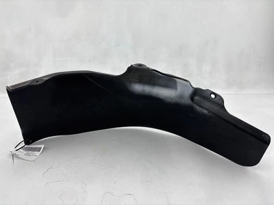Dodge Durango 2011-2025 cubierta protectora de rueda de neumático de repuesto para lado trasero derecho OEM Foto 1 de 4