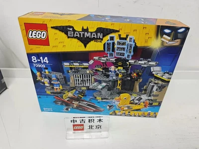 LEGO 70909 Batcave Break-In – Brand New & Sealed！ - Image 1 of 4