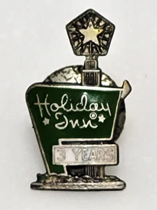VINTAGE HOLIDAY ☆ INN☆ 3 YEAR SERVICE SMALL LAPEL PIN - Picture 1 of 4