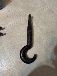 Tow Hook Front Freightliner Cascadia R15-23338-002C LA93 10-04-19 - Bild 1 von 9