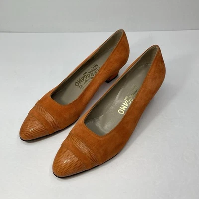 Zapatos de salón Salvatore Ferragamo para mujer 7 B naranja gamuza cuero punta tacón Foto 1 de 4