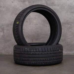 2x 225/35 R20 90Y Triangle Sportex TSH11 DOT 2822 6 mm Sommerreifen - Bild 1 von 1