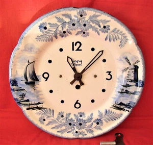Ancienne horloge murale céramique JAPY 8 jours - Faience - Pendule- Old clock - Foto 1 di 12