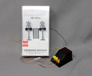 BUSCH #5934 Operating Crossing Signal Set, C2 Maintenance Required - Picture 1 of 4