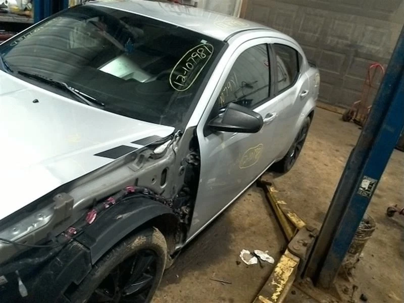 Passenger Front Spindle/Knuckle ABS Fits 08-14 AVENGER 10194442 - Image 1 of 4