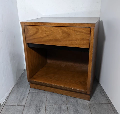 Vintage Mid Century Modern Walnut Wood & Formica Nightstand End Table 1-Drawer Cover