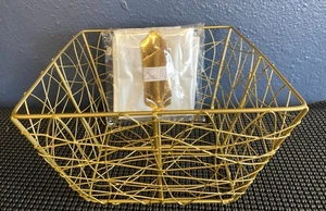 Avon Gold Tone Wire DIY Gift Basket Kit- Ribbon/Tissue/Bag-Basket Set 7"x7"x4" - Picture 1 of 5