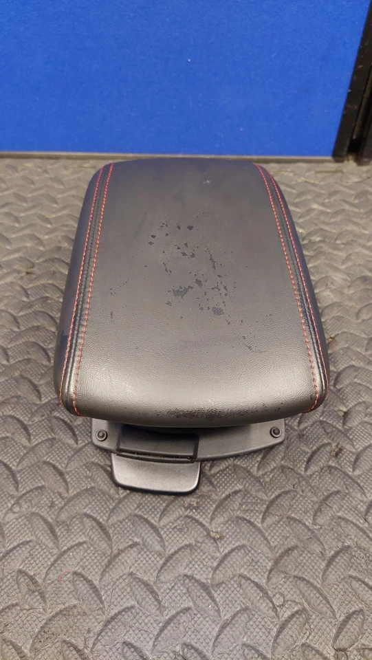 Peugeot 308 MK2 T9 GT 2015 línea cubierta consola reposabrazos 98146729XJ Foto 1 de 4