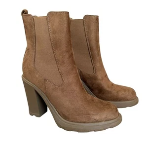 Nine West REAM 2 Chelsea Heeled Booties Natural Suede Block Round Toe Women’s 9 - Picture 1 of 12