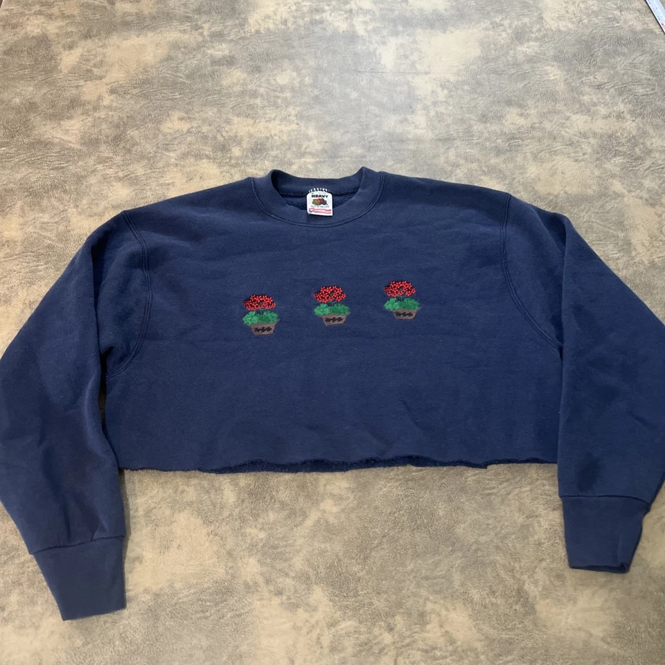 复古 Fruit of the Loom 运动衫 尺寸 M 切割作物 蓝色 海军蓝 花 美国标签 — 第 1/4 张图片