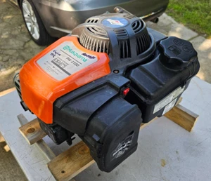 24OO68 HUSQVARNA BRIGGS & STRATTON ENGINE, EXI875, SHORT VERTICAL SHAFT, VGC - Picture 1 of 8