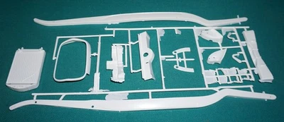 '32 Ford Hot Rod 3'N 1 Revell 1/8 85-2616 Frame Crossmembers Etc. - image 1 of 2