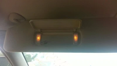 Driver Left Sun Visor Illuminated Fits 05-10 SIENNA 1697310 Foto 1 de 4