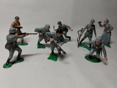 Marx WOW World War 2 German Soldier RARE LOT 60mm Original Vintage Hard Plastic - image 1 of 4