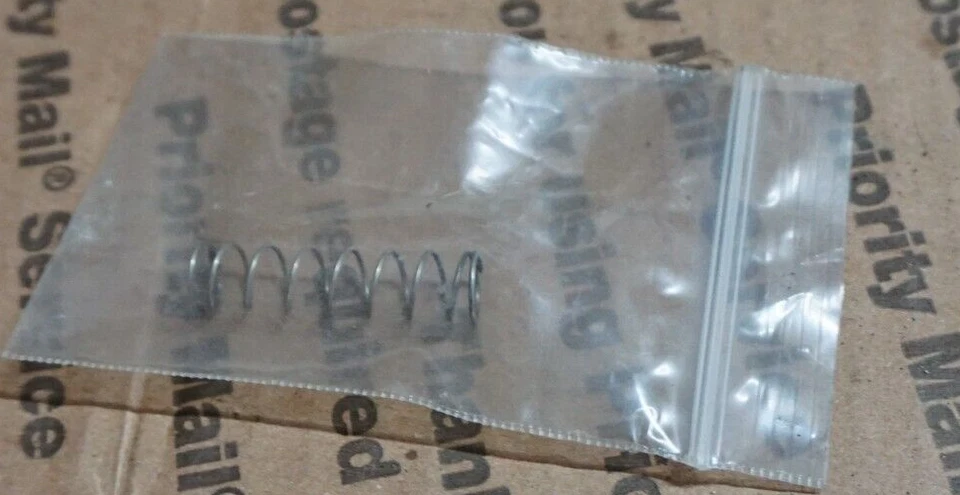 Shindaiwa Trimmer 20003-81140 Throttle Spring T261 T261X LE261 GP25  used BX97 - Image 1 of 1