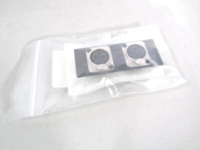 EXTRON 70-103-14 AAP DBL SPC 2 3XLR FEMALE SOLDER CUP NEUTRIK BLACK.
