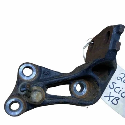 Кронштейн коробки передач 2005 Scion XB - Изображение 1 из 4