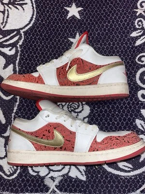 Espadas baixas tamanho 10 - Air Jordan 1 SE - Imagem 1 de 4