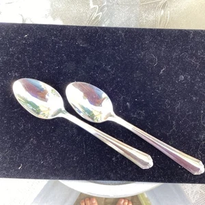 Lenox Archway Inox - 2 cucchiai da zuppa - 7 1/4" - SPEDIZIONE GRATUITA - - Foto 1 di 3