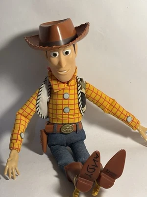 2014 Disney Store Londres 15" Sheriff Talking Woody Toy Story Tirar de la cuerda leer Foto 1 de 4