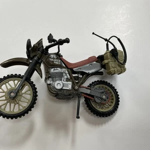 Motocicletta vintage Soldier Force Military #26 Dirt Bike con sospensione posteriore. e cavalletto - Foto 1 di 2