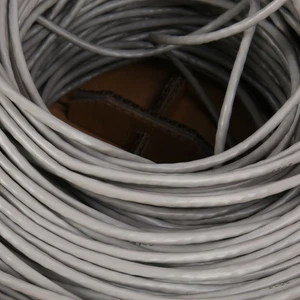Cat5e Ethernet Cable UTP 1000ft PVC Oxygen Free Copper CMR Flame Retardant HLF - Afbeelding 1 van 12
