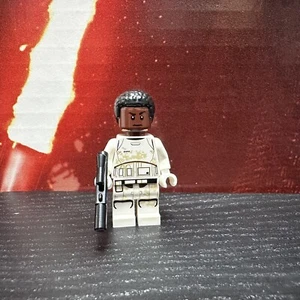 Star Wars LEGO FINN FN-2187 STORMTROOPER Outfit Episode 7 Minifigure - Bild 1 von 2