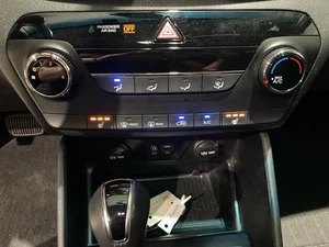 16-18 Hyundai Tucson Manual Temperature Control Panel HAC (Heated Seats) - Picture 1 of 1