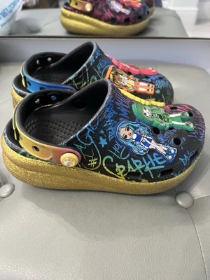 Zapatos zuecos Crocs Rainbow altos para niños talla C12 Foto 1 de 3